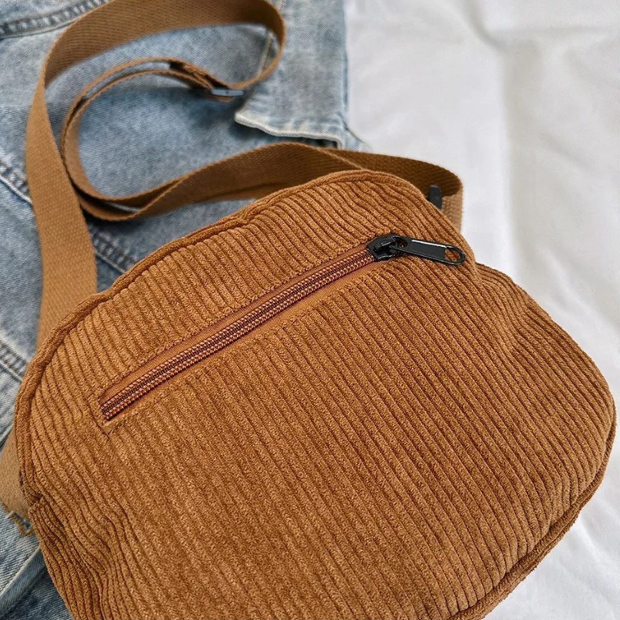 Sac bandoulière femme en velours côtelé avec poches pour usage quotidien - Cordea