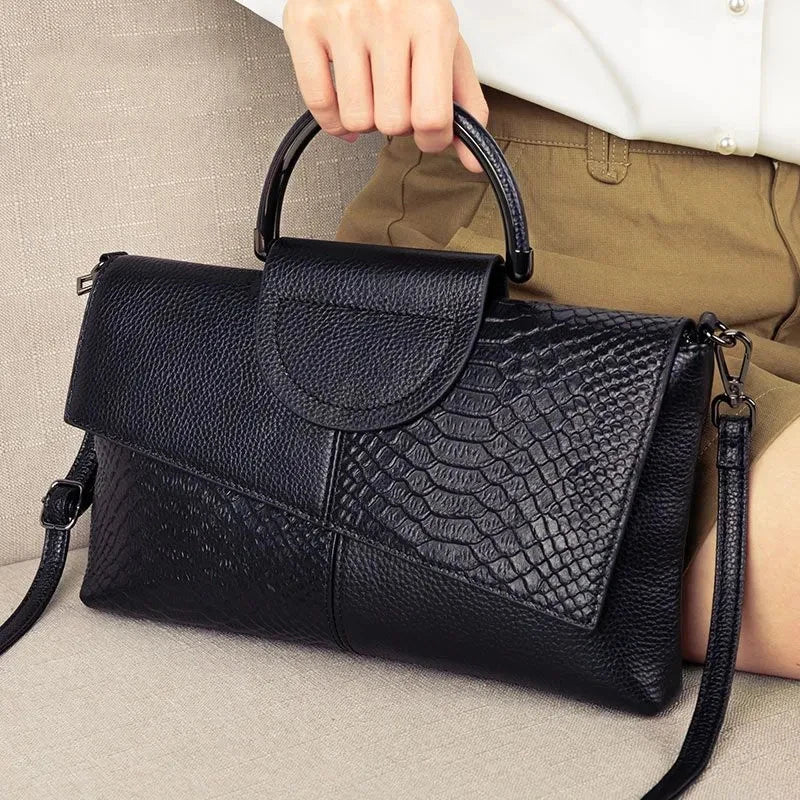 Sac bandoulière en similicuir souple élégant - Numea