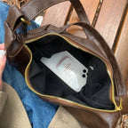 Sac Bandoulière femme en similicuir souple et pratique - LÉANA