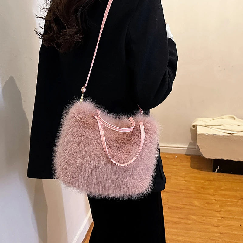Sac bandoulière femme en Fausse Fourrure Doux Élégant - Dalya