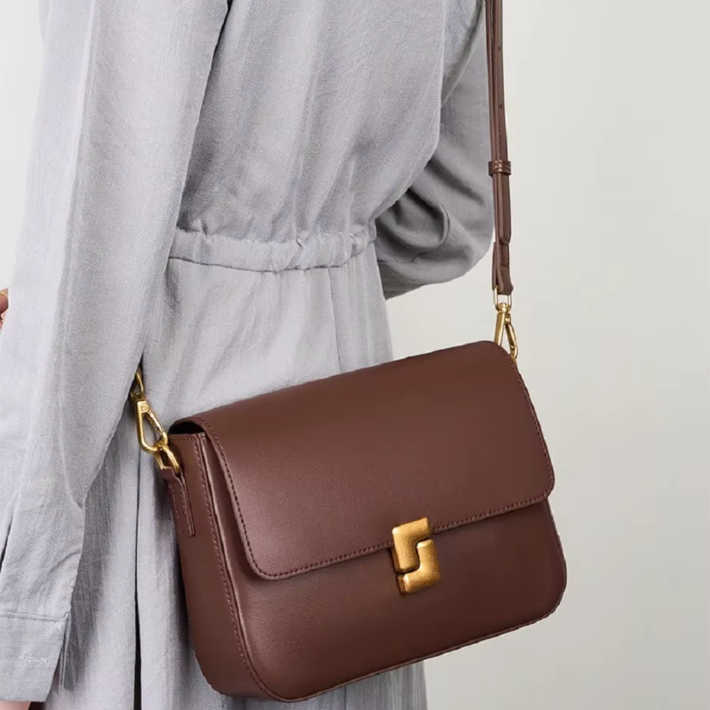 Mini sac bandoulière en similicuir carré - Livia